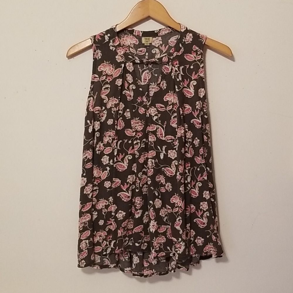 True Craft Sleeveless Blouse
